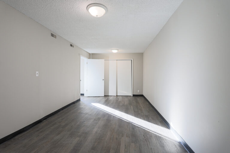 meadowlark apartments entry one bedroom